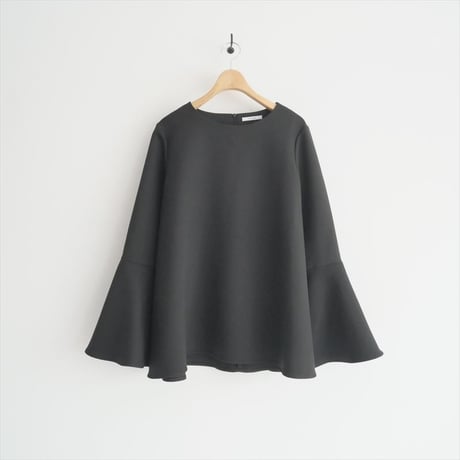 2025・人気完売品 / CELERI / Deuxieme Classe / BELL SLEEVE プルオーバー / 25051500302010 / 2505-0546