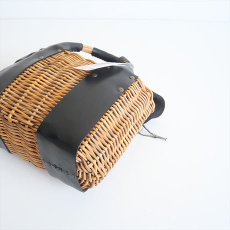 継続販売品 / ebagos / オイルショルダーミニ 紅籐 BLACK / 2411-1717