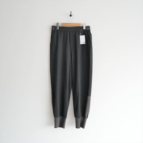 2023AW / PLAIN PEOPLE / ニットコンビジョガーパンツ / A1523FP229 / 2503-0501