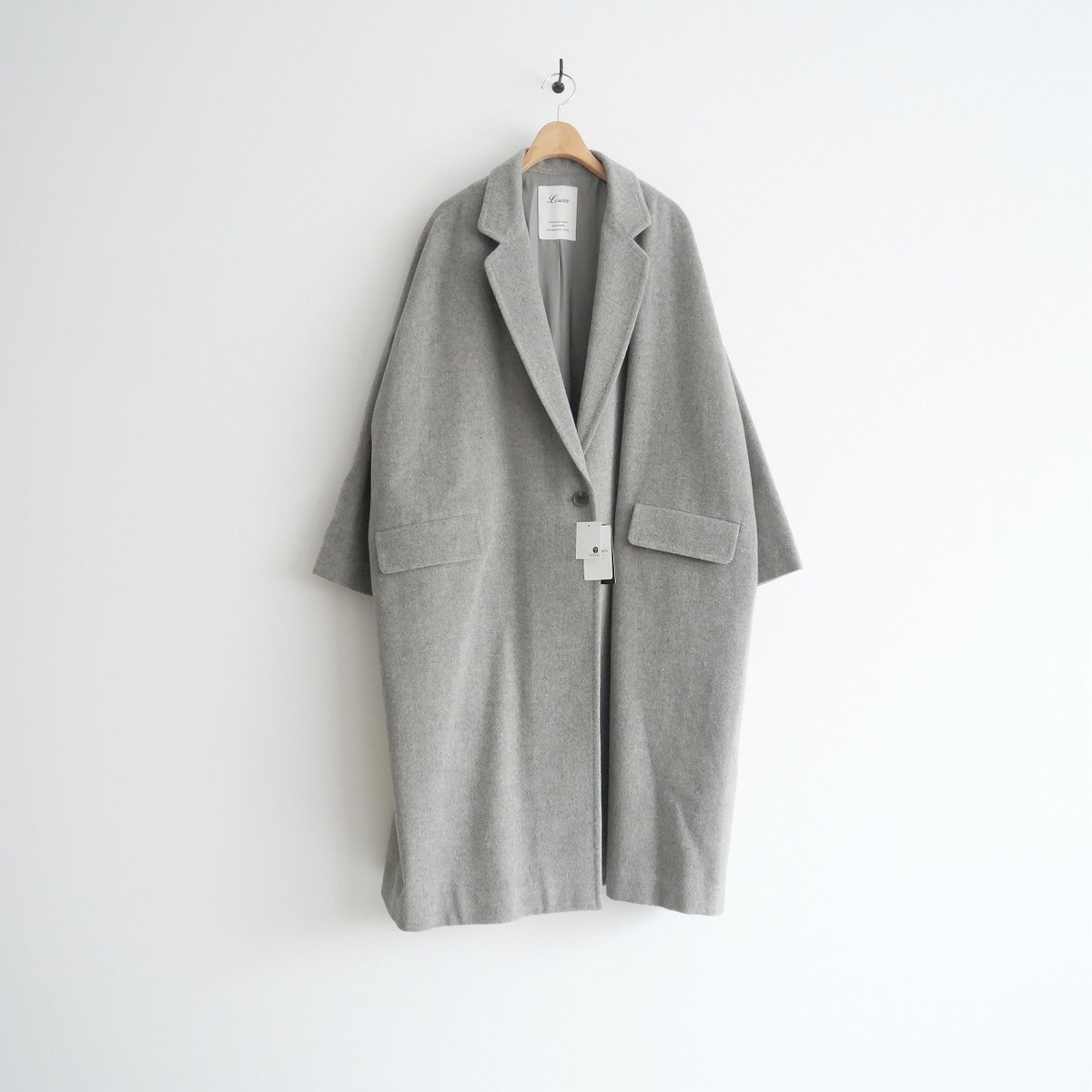 未使用 / Lisiere / L