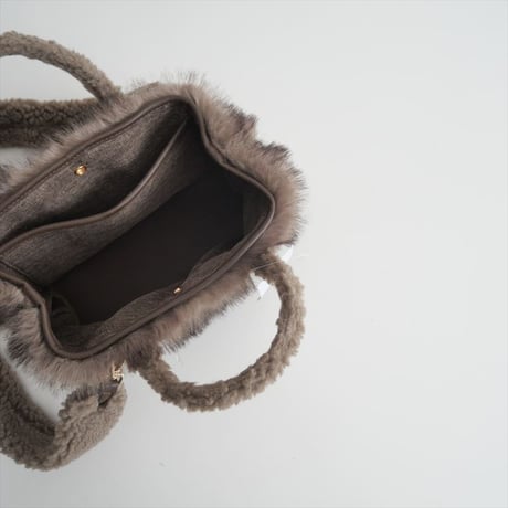 2025・人気完売品 / L'Appartement購入品 / GOOD GRIEF! / GCA EMB.FAUX FUR PINT TOTE / 2505-0514