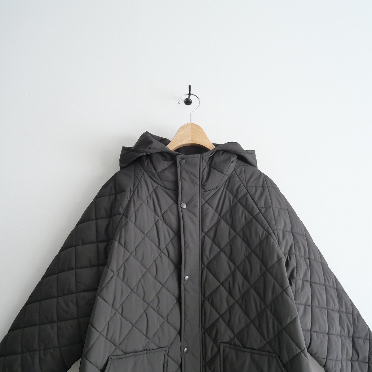 2022AW / yori / キルティングロングコート / YR2225-140AW / 2