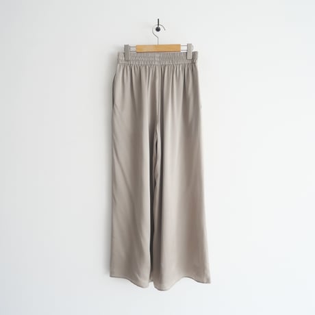 2023 / L'Appartement / Washable Silk Wide Pants / 23030570003130 / 2403-0169
