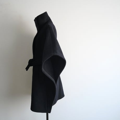 LONDON TRADITION / MARIA MARIA BELTED CAPE / 2401-0279