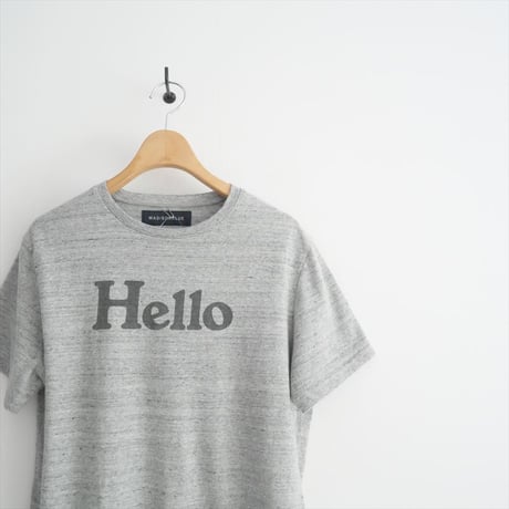 継続販売品 / MADISONBLUE / HELLO CREW NECK TEE / MB999-7101 / 2508-1203