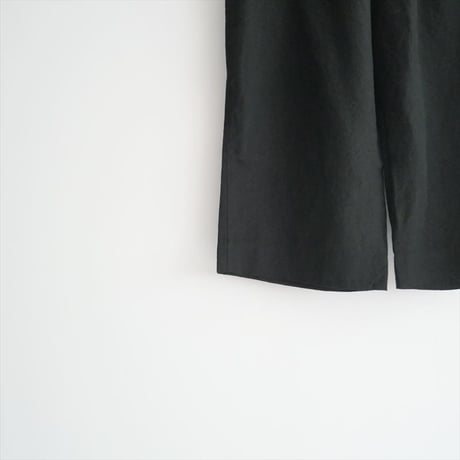 2024SS / HOUSEHOLD GOODS / MARGARET HOWELL / BLACK LINEN トラウザーズ / 5894143004 / 2408-0240