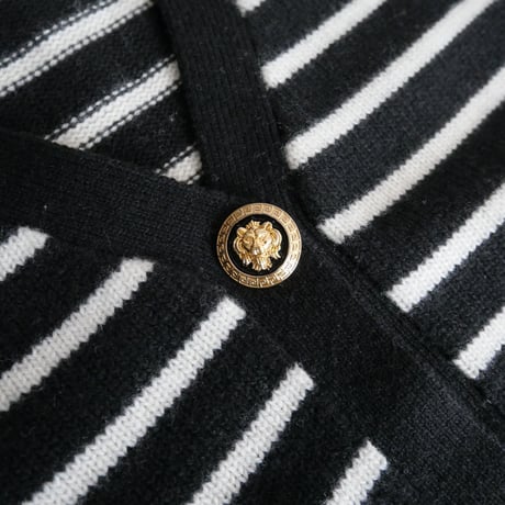 2022AW / L'Appartement / GOLD BUTTON V/N CARDIGAN / 22080560102530 / 2311-1316