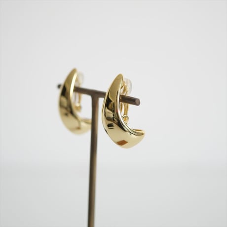 2024・人気完売品 / CELERI / Deuxieme Classe / DROP CLIP ON イヤリング / 24091510002210 / 2412-0024