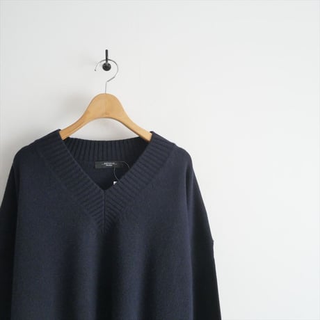 〇2023AW / WEEKEND MAXMARA / NURAGHE SWEATER / 2353661333 / 2510-1013