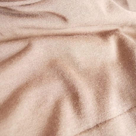 人気完売品 / 未使用 / DEUXIEME CLASSE / shake code ショートカーディガン / 24080500405110 / 2602-0814