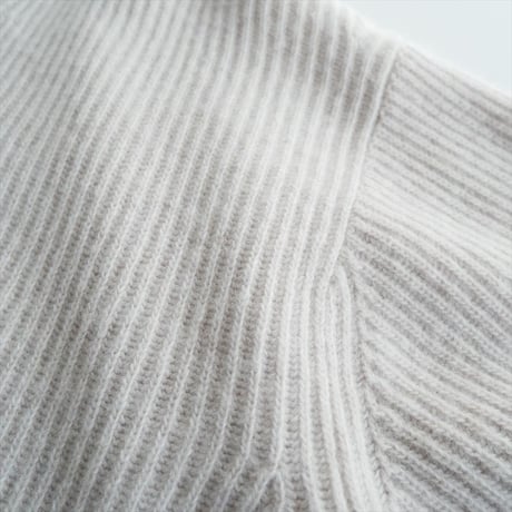 2022AW / DEUXIEME CLASSE / Cropped Vネック カーディガン / 22080500813030 / 2503-1006