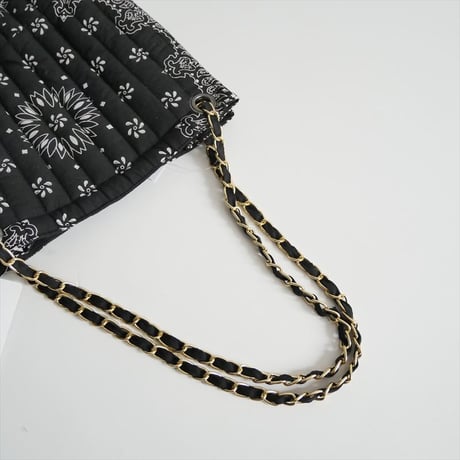 2025・人気完売品 未使用 FRAMeWORK購入品 MALUS バンダナキルティングショルダーBAG 25092230000430 2606-0249