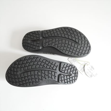 未使用 U by SPICK&SPAN購入品 OOFOS / O Omega2 サンダル / 24093213001320 2512-1499