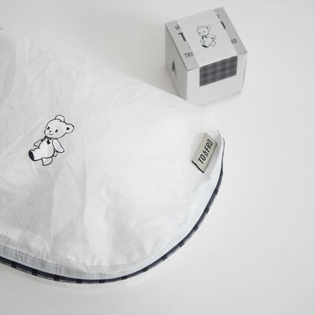 2025SS今季・人気完売品 / 未使用 / TO&FRO × familiar / ポーチ（S） / 2507-0755