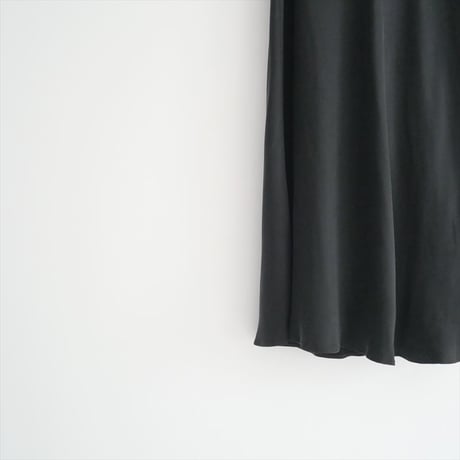 2025AW今季新作・人気完売品 / 未使用 / AP STUDIO / Cu/R maxi skirt / 2509-0428