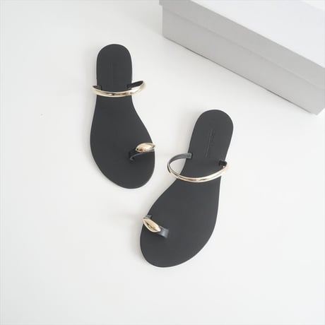 継続販売品 / 未使用 / JOURNAL STANDARD L'ESSAGE購入品 / ELENA LAINA / トングサンダル / 24093380003210 / 2504-0689