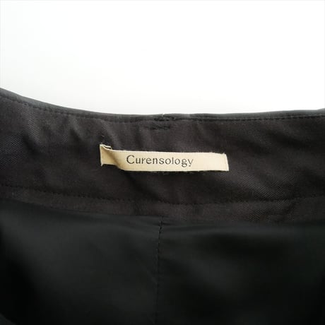 2025AW今季・人気完売品 / 未使用 / Curensology / ヴィンテージフェイクレザーパンツ / 576222 / 2512-0144