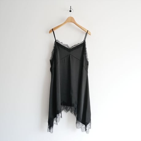 2025AW今季 / LOUNGEDRESS / レースキャミ / LDZ1052204A0001 / 2511-1167