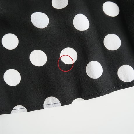 L’UNE / Pleated Frill Blouse Compact Big Dots / 2502-0702