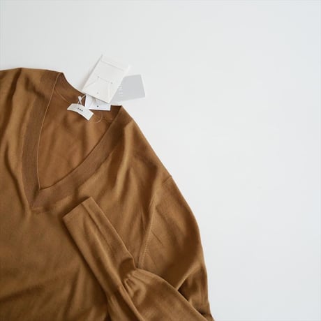 〇2024AW / 未使用 / IENA / 18GプレーンVネックプルオーバー / 24080900369030 / 2504-1131