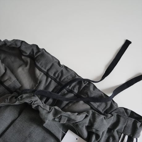 2024SS・人気完売品 / journal standard luxe / SUNDAY ラインパンツ / 24030440042020 / 2506-0884