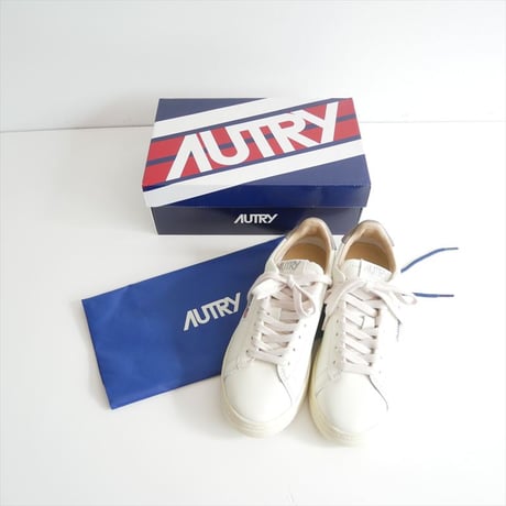 2025・人気完売品 / 未使用 / Plage購入品 / AUTRY DALLAS スニーカー 25093923003130 / 2604-0993