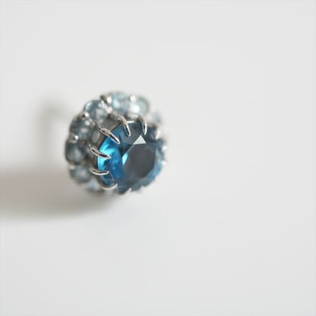 2023 / PARCELLE JEWELRY / ポンポネアンスールピアス 4mm / PAE-52 / 2506-0597