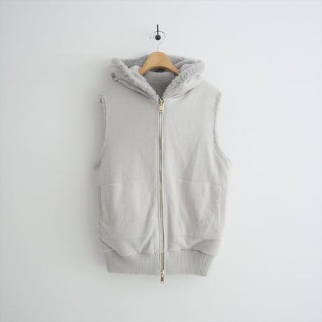 〇2023AW・人気完売品 / L'Appartement購入品 / SUPREMA / ReversibleVEST (Mouton×Cashmere) / 2503-0804