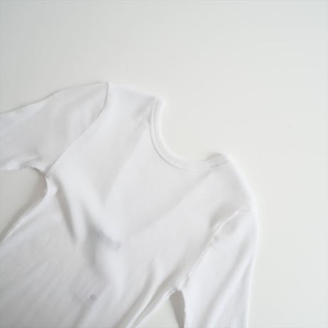 2023 / Edition / TOMORROWLAND / コットン ワイドリブバックオープンTシャツ / 34033103011 / 2308-0970