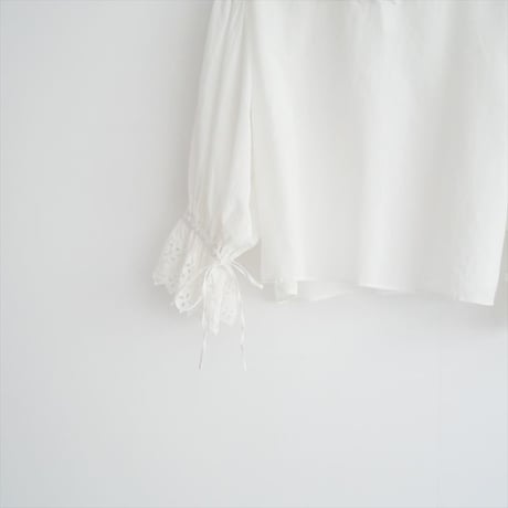 2023SS / 67nowos / Lace blouse / 6103005908 / 2507-0305