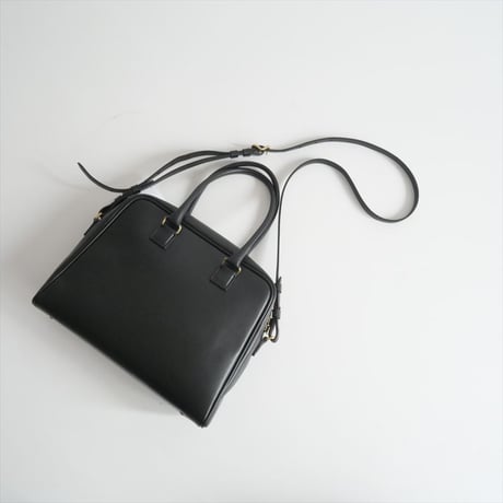 2023AW / Shinzone×自然堂 / SQUARE LEATHER BAG M / 21AMSIT05 / 2410-0672