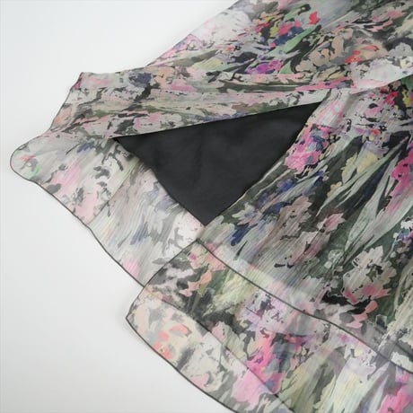 2024AW今季 / BLAMINK / WINTER フラワープリントラップスカート / 7924-230-0406 / 2412-2008