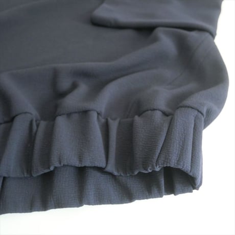 2025SS今季・人気完売品 / martinique別注カラー / COGTHEBIGSMOKE / HILLARY TOP NAVY / A0352UTS491 / 2507-2165