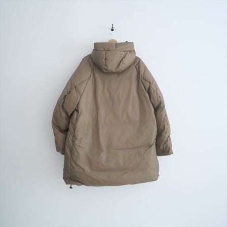 〇2024AW・人気完売品 / Chaos別注 / REMI RELIEF / ロングダウンコート  / 2502-0176