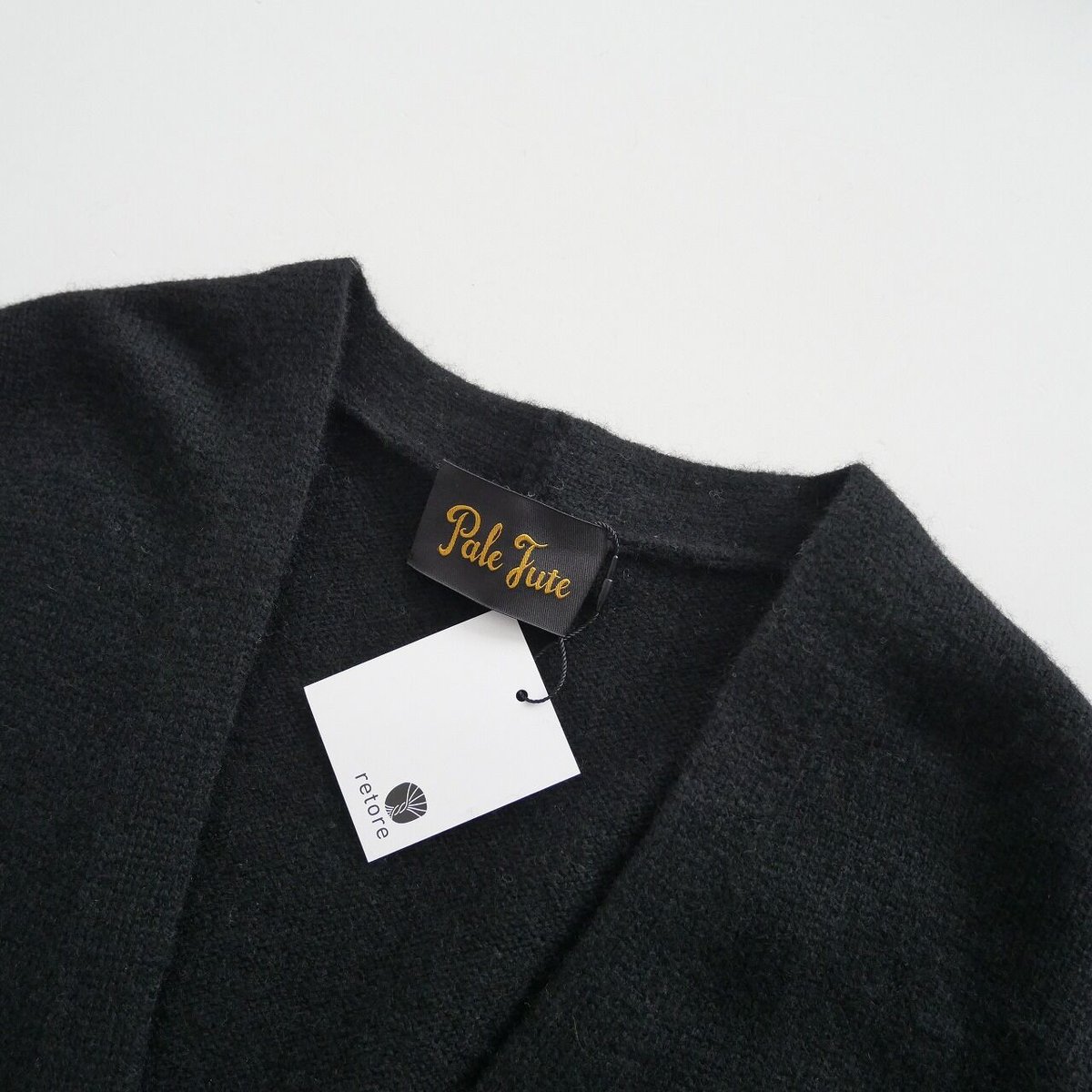 2021AW / Pale Jute / Bijou Bouton Cardigan / 2021AW / Pale Jute / Bijou Bouton Cardigan /