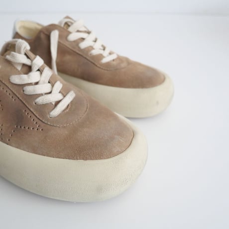 2023 / GOLDEN GOOSE / SPACE STAR / 23093570000630 / 2402-0620