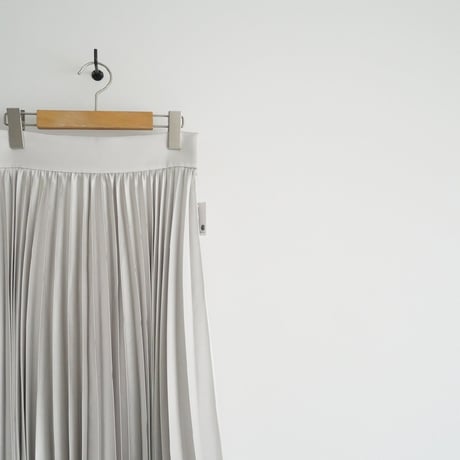 2021AW 未使用 / HAVEL studio / SATIN PLEATED SKIRT / L'Appartement購入品 2210-1180