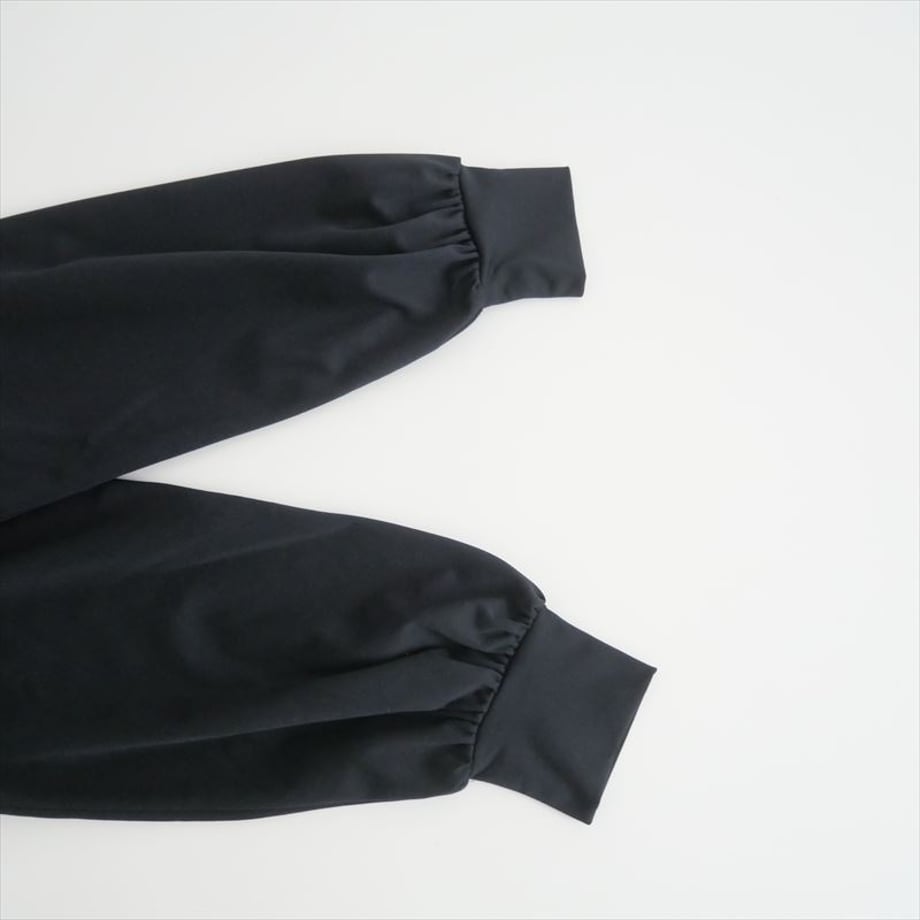 6715c9317ae1040166d1594e