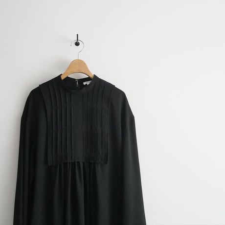 2023 / ENFOLD / PIN-TACK DRESS / 300GS233-1390 / 2406-0292