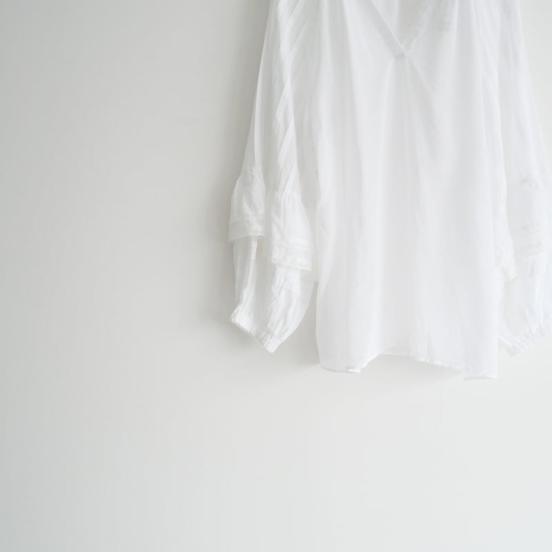 2022 / DEUXIEME CLASSE / Feminine ブラウス / 220515