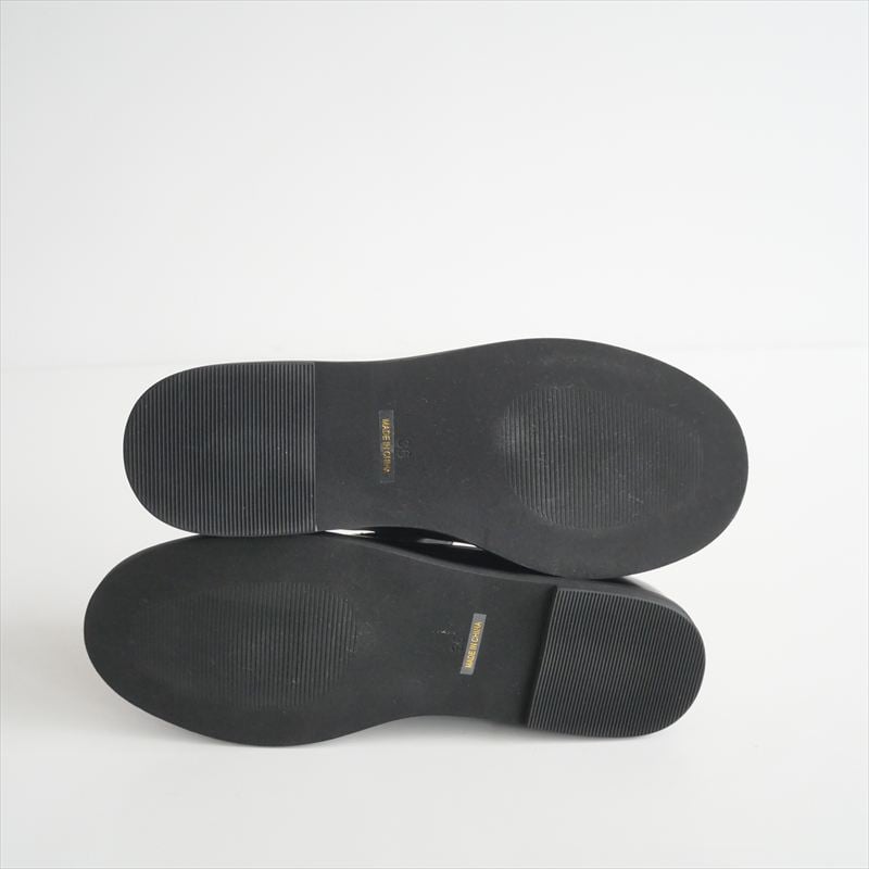 ○2025・人気完売品 / ETRE TOKYO / オイルドレザーフラット