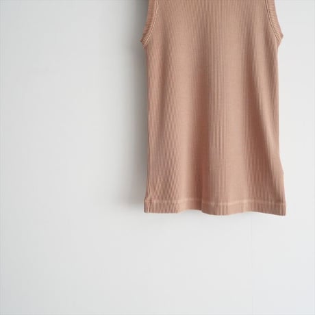 2024・人気完売品 / 未使用 / L'Appartement購入品 / AGOLDE / POPPY TANK / 24070570003630 / 2504-0178