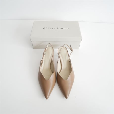 ODETTE E ODILE / ウェーブラインバックベルト パンプス45 / 4511-229-2924 / 2509-0202