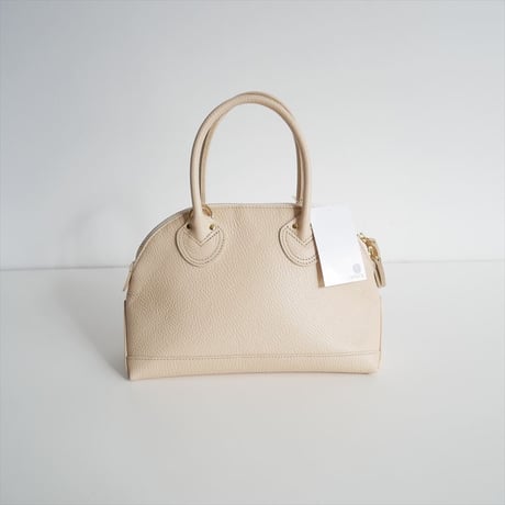継続販売品 / YOUNG&OLSEN / EMBOSSED LEATHER ZIP BOAT BAG S  / YO2403-GD009 / 2512-1324