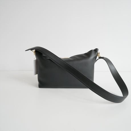 人気完売品 / DEUXIEME CLASSE購入品 / PUNTI. / GRAFT BOX SHLD / 25092510002230 / 2603-0888