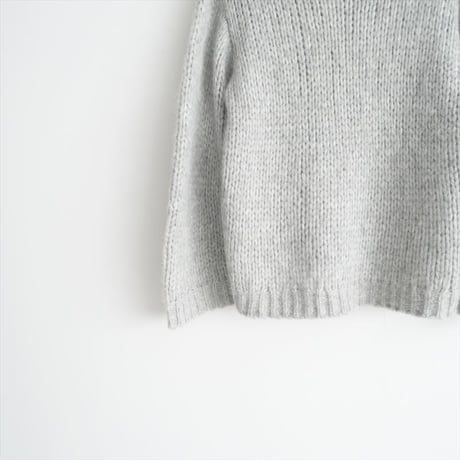 2023AW・人気完売品 / GALERIE VIE / バルキーアルパカ ボリュームスリーブプルオーバー / 23023402108 / 2412-0528