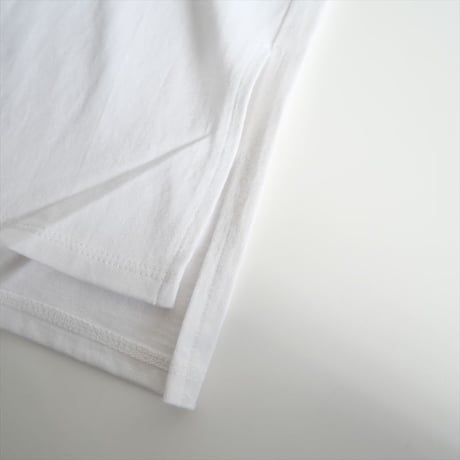 2023AW・人気完売品 / 未使用 / THIRD MAGAZINE / バックプリントロングTシャツ / A0833UTS009 / 2411-2135