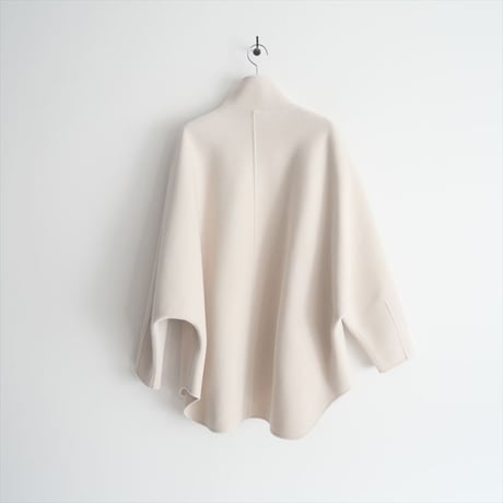 2023AW / 未使用 / STUNNING LURE / オーバーミドルコート / 114290102300 / 2502-0055