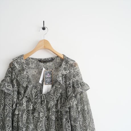 2024SS / CLOTH&CROSS / デボーpt.フリルブラウス / ST-L1147 / 2411-0808