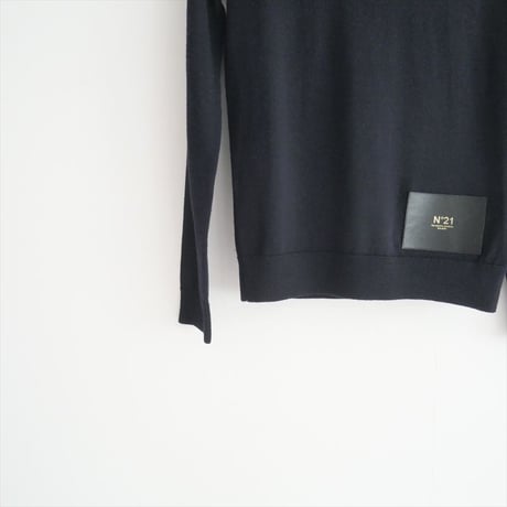 N°21 / レザーパッチニット / 2506-1280
